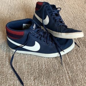 Nike Eastham Mid Casual Sneakers
